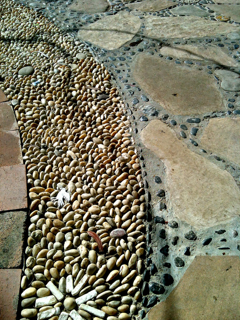 mosaic-courtyard